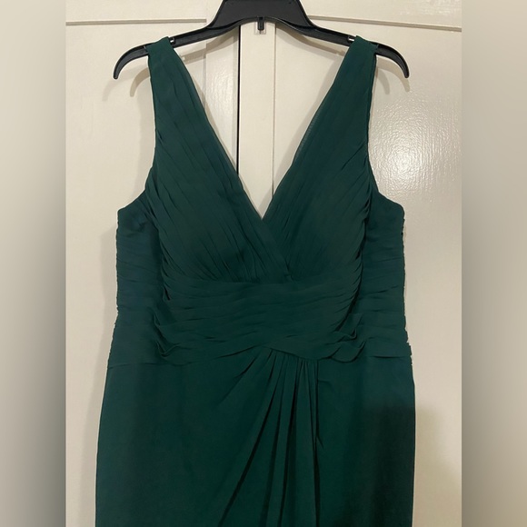 Bridesmaid/Prom Dress - Picture 3 of 5